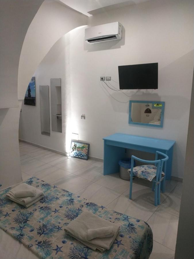 Suite Sul Mare Giardini-Naxos Exterior foto